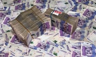 Bundle of Colombia pesos