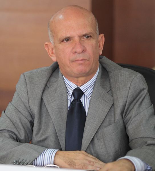 File:Hugo Armando Carvajal Barrios.jpg